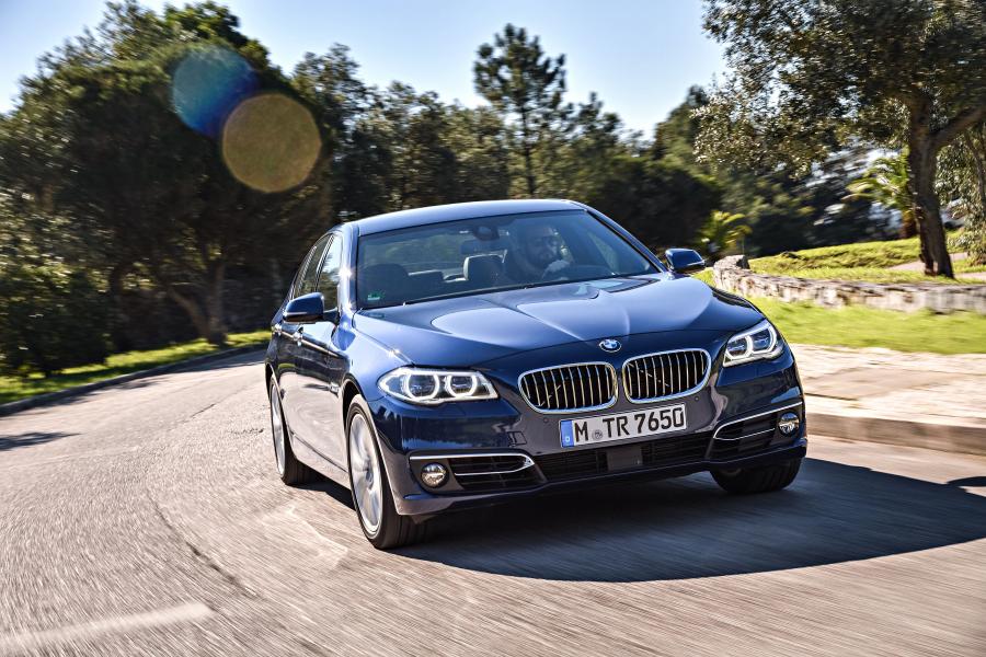  BMW 535i Sedan Luxury Line (F10) 2013 года  (фото 25 из 40)